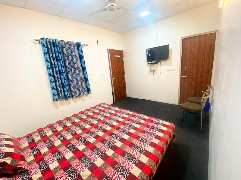 Lushy Days Boom Camp Hotel Tanakpur ภายนอก รูปภาพ